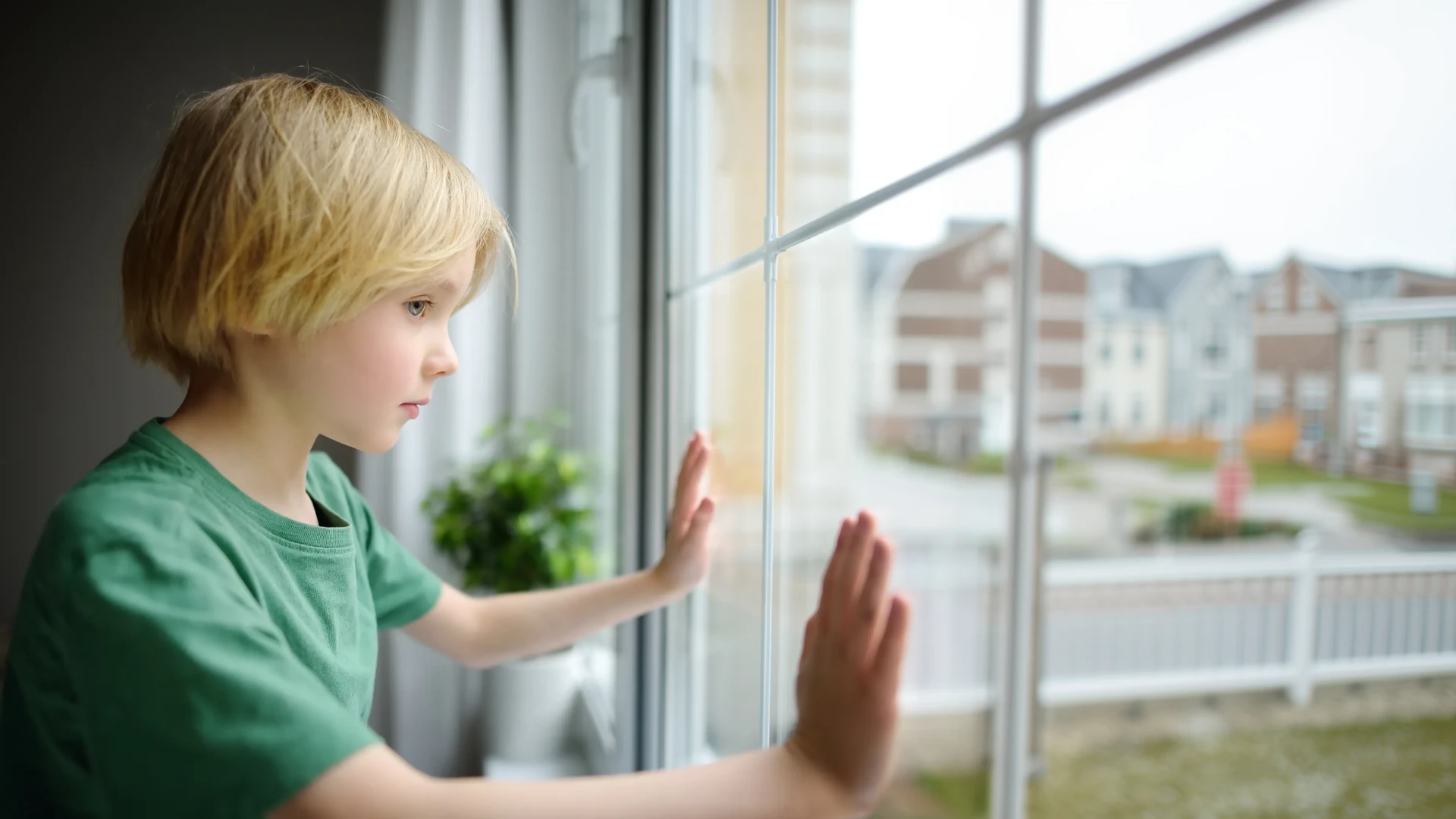 CSEH JUDIT – Mi lesz az autista gyerekkel a való világban?